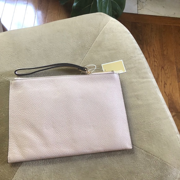 Michael kors large light pink wristlet with gold hardware. - Picture 10 of 10